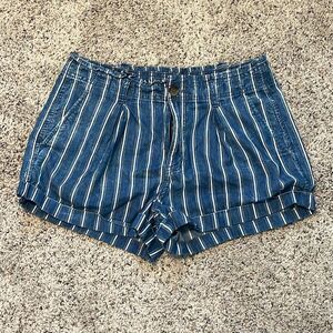 American Eagle Striped High‎ Rise Pleated Mom Shorts Size 8